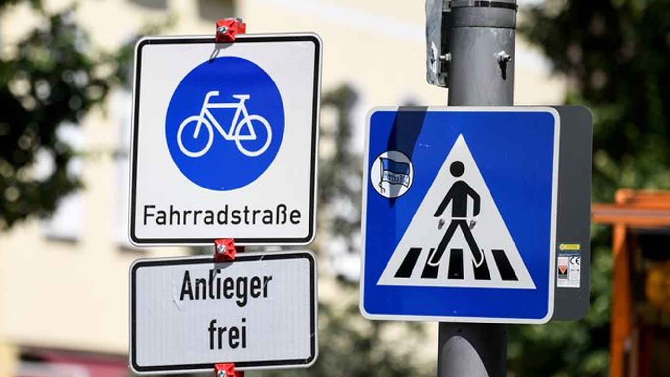 In diese Fahrradstraße dürfen auch Anlieger fahren - sie müssen sich aber an die dortigen Regeln halten.