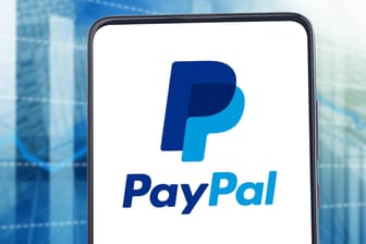 Paypal-Logo: Der Bezahldienst will einem Bericht zufolge Pinterest kaufen.