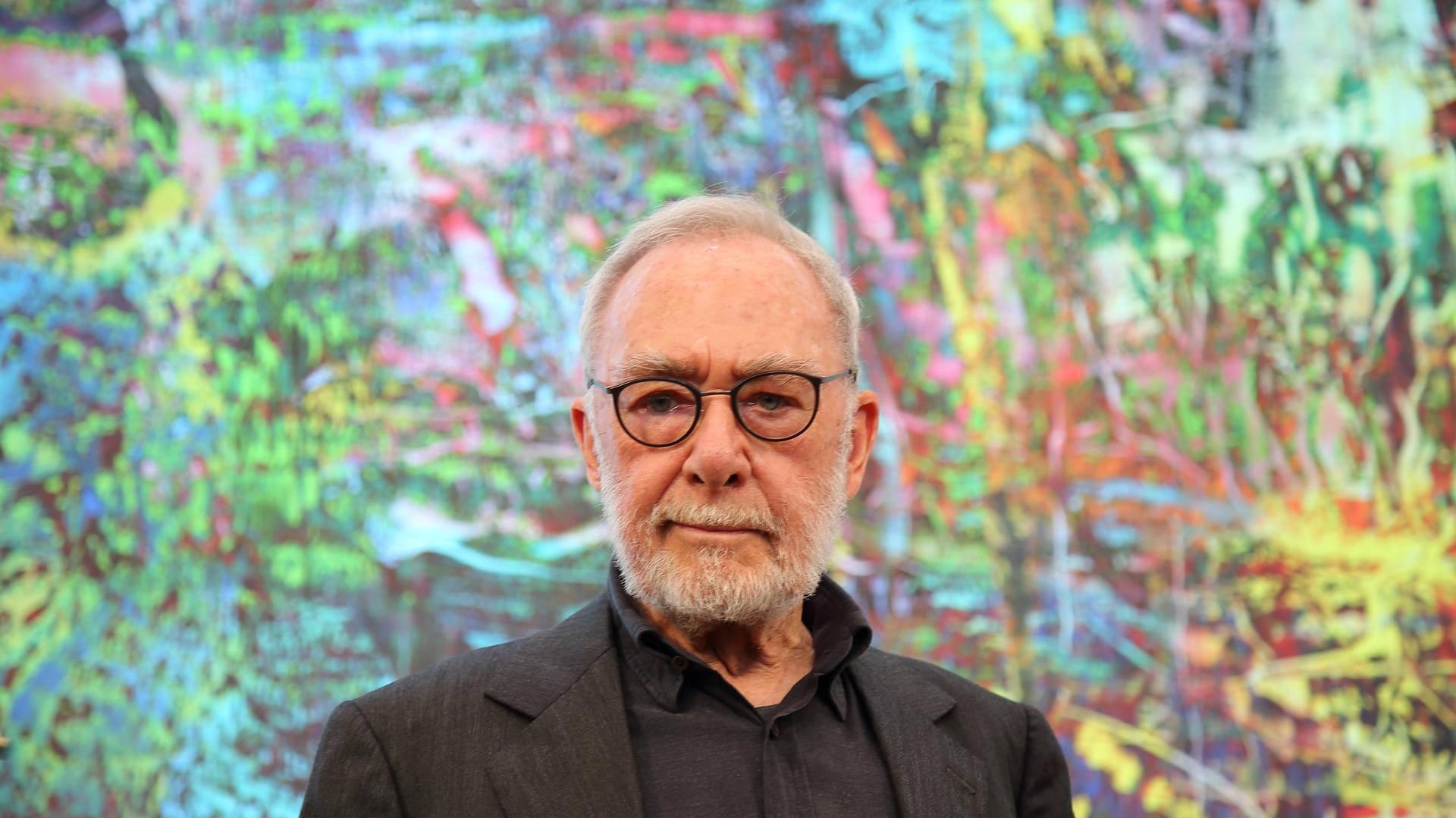 Gerhard Richter vor einem seiner Bilder: Der Künstler ist nach wie vor der wichtigste Künstler der Welt.