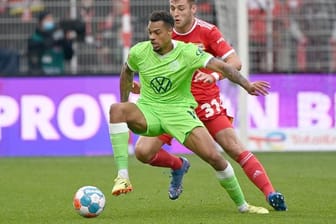 Lukas Nmecha (v) soll für Wolfsburg die Tore schießen.