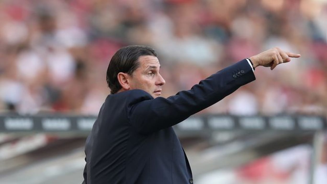 Ist mit Leverkusen in Sevilla gefordert: Bayer-Coach Gerardo Seoane.