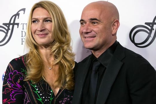 Die ehemalige deutsche Tennisspielerin Steffi Graf und ihr US-amerikanischer Ehemann Andre Agassi sind seit 20 Jahren verheiratet.