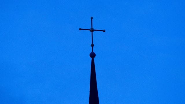 Kreuz auf Kirchturm Kreuz auf Kirchturm
