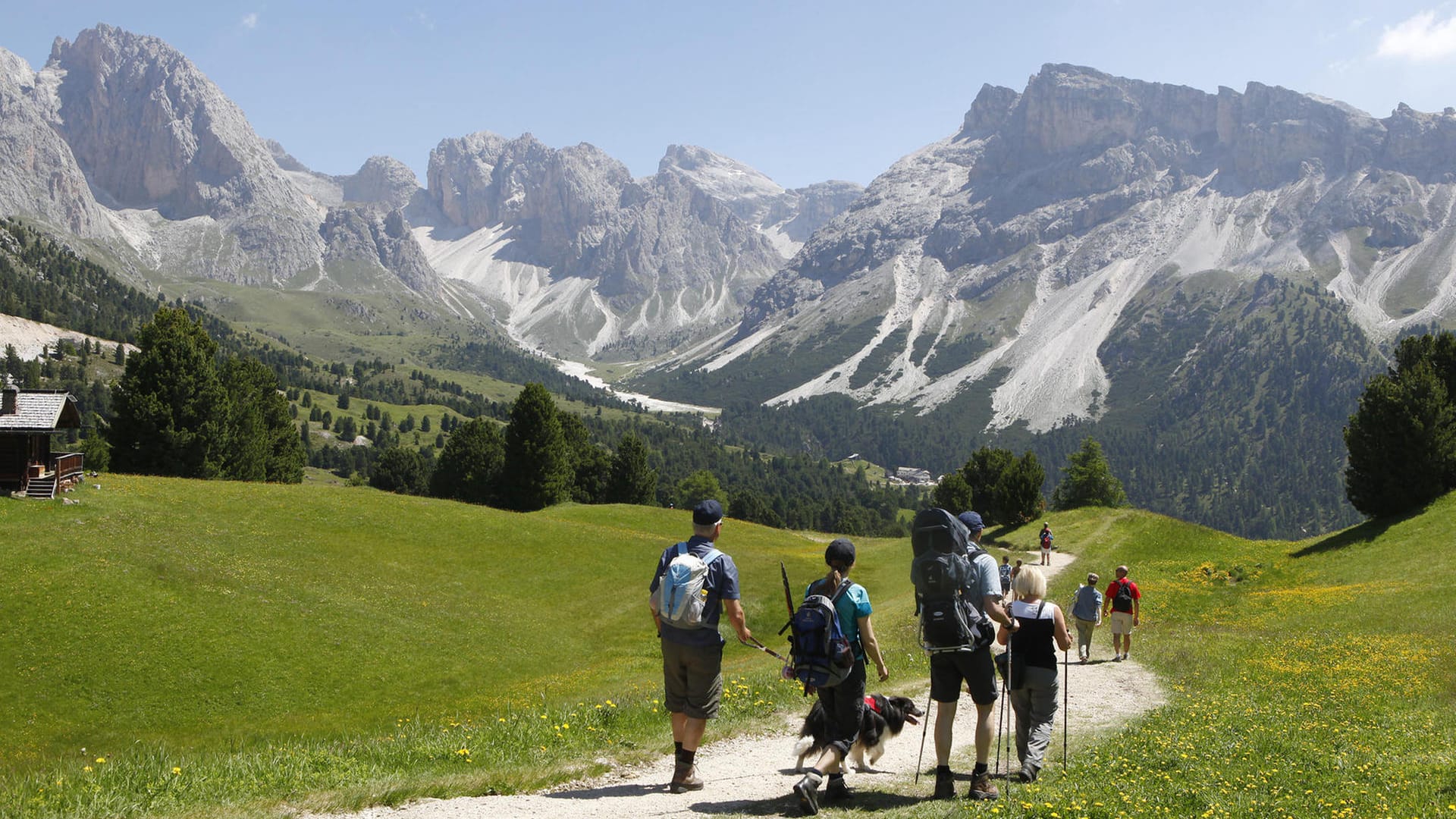 Curona de Gherdëina: Der Wanderweg führt rund um die Bergkrone des Grödentals.