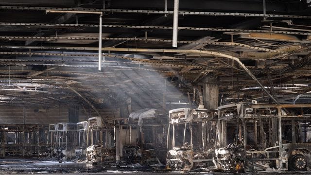 Großbrand in Busdepot