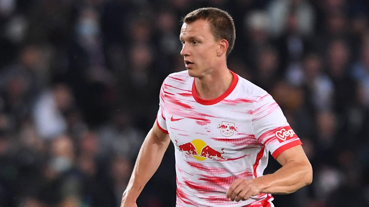 Lukas Klostermann: Der Nationalspieler wird den Sachsen vorerst fehlen. Lukas Klostermann: Der Nationalspieler wird den Sachsen vorerst fehlen.