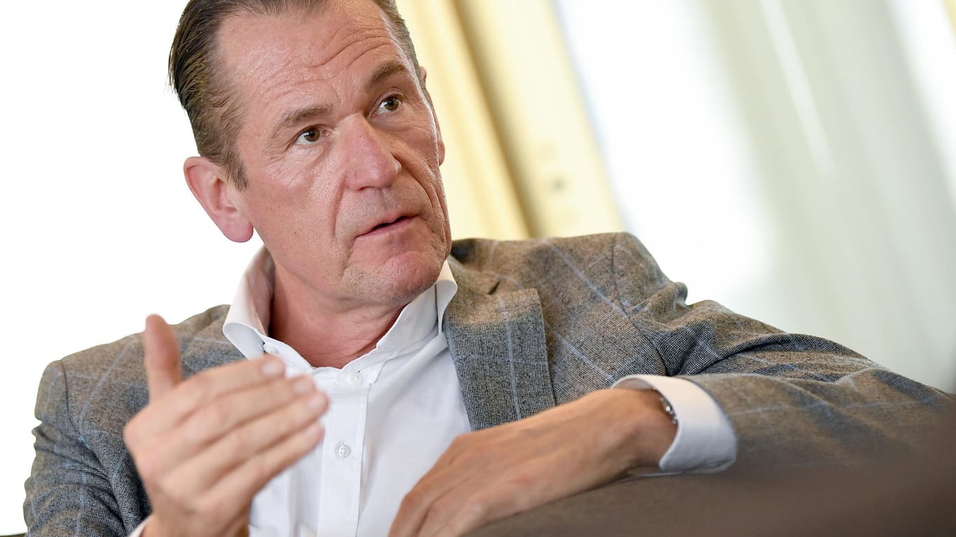 Mathias Döpfner: Der Vorstandsvorsitzende der Axel Springer AG gerät wegen des Umgangs mit dem ehemaligen "Bild"-Chefredakteur Julian Reichelt unter Druck.