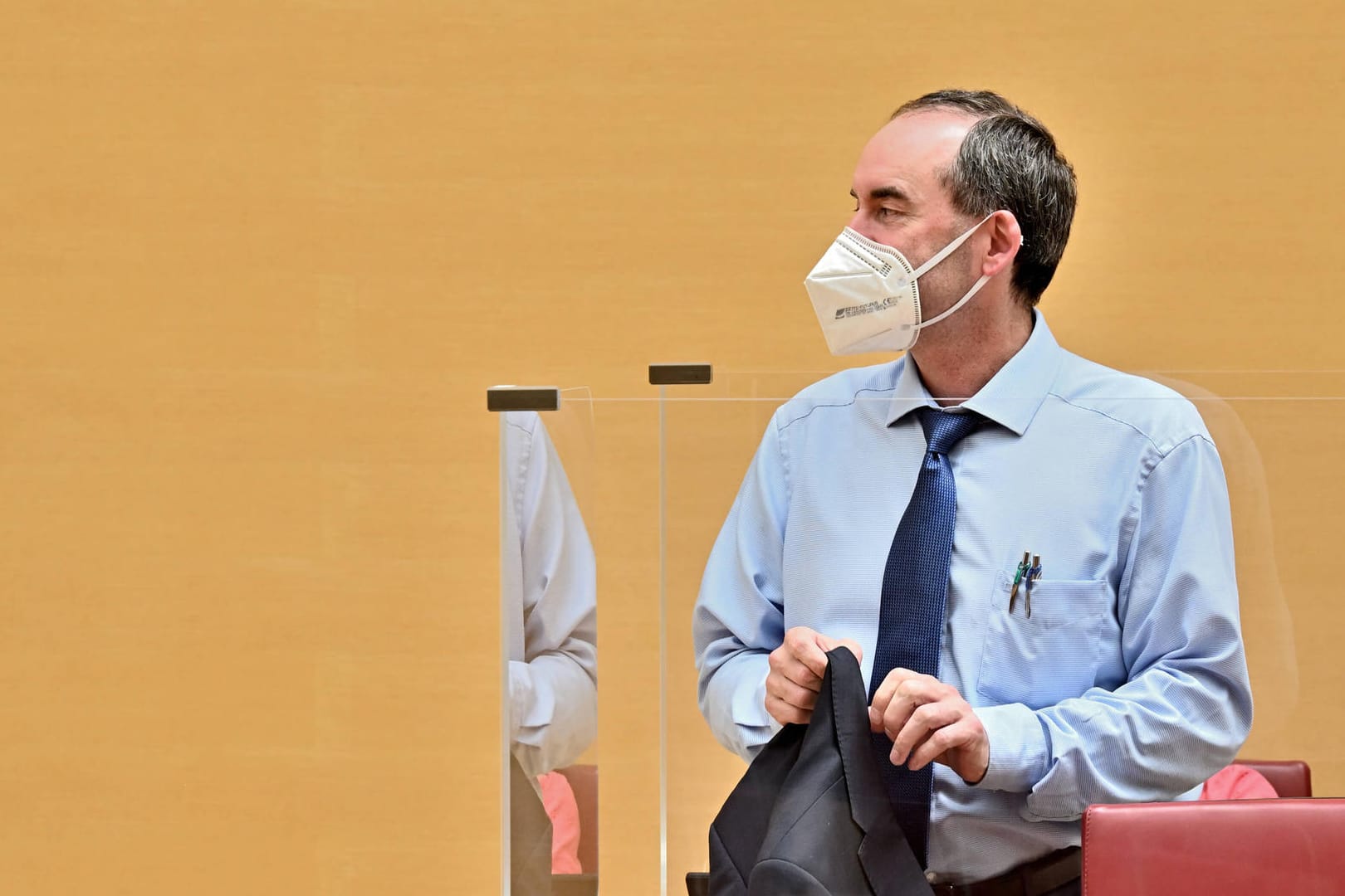 Wirtschaftsminister Huber Aiwanger, Freie Wähler. 88. Plenarsitzung des Bayerischen Landtags am 20.07.2021. Wirtschaftsm