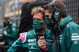 Sebastian Vettel: Wegen Veränderungen am Motor muss der Formel-1-Fahrer eine Strafe in Kauf nehmen.