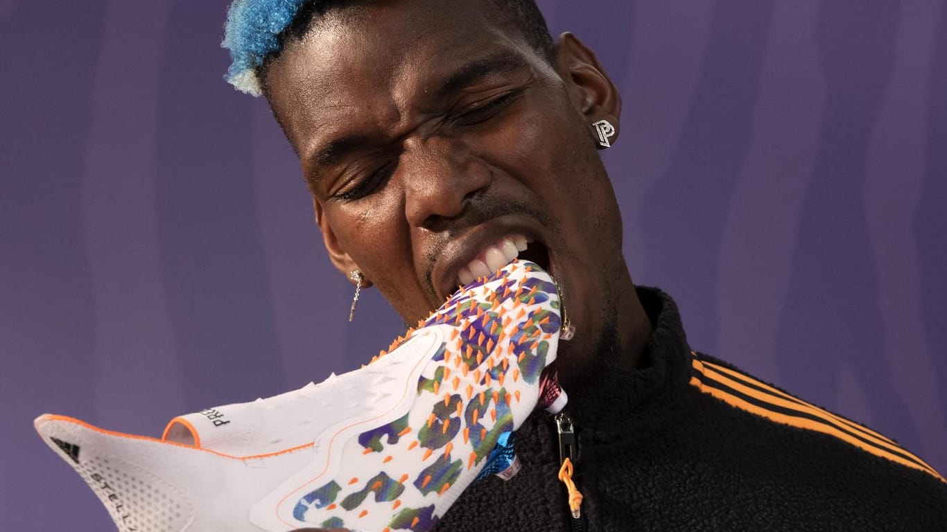 Paul Pogba "schmecken" seine neuen, veganen Fußballschuhe von Adidas.