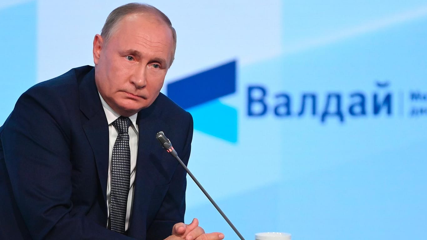 Wladimir Putin: Ihm wird vorgeworfen, die Pandemie nicht ernst genug genommen zu haben.