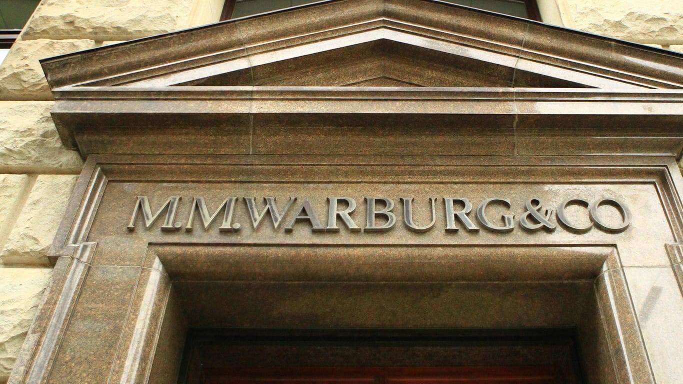 Der Hauptsitz der in die Cum-Ex-Affäre verwickelten Privatbank M.M.Warburg & C. in Hamburg: Das Geldhaus hatte stets die Schuld von sich gewiesen.