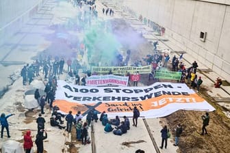 Demonstration von Klimaschützern in Berlin