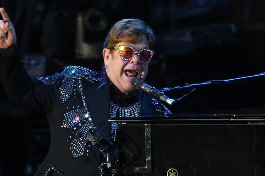 Elton John hat den Lockdown mit Musik überstanden.