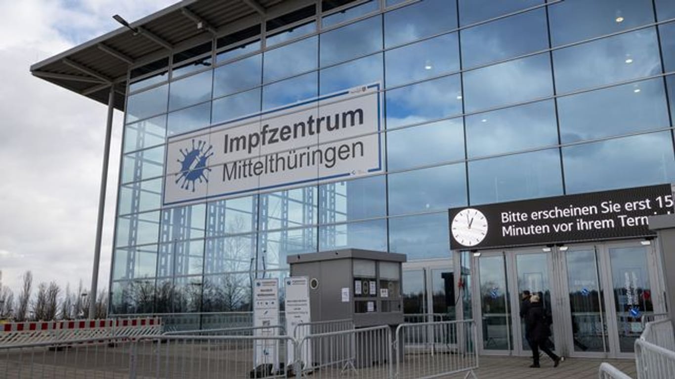 Impfzentrum Mittelthüringen in der Messe Erfurt