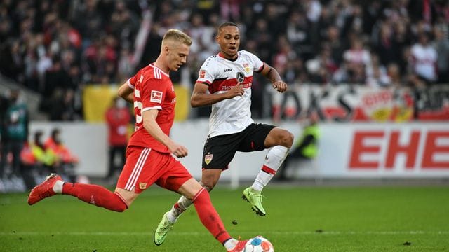 Timo Baumgartl gegen Nikolas Nartey Timo Baumgartl gegen Nikolas Nartey