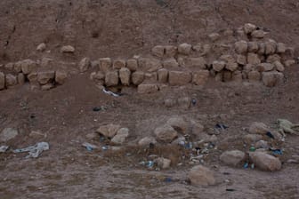 Die Ausgrabungsstelle nahe Mossul 2012 (Archivfoto): Hier fanden Archäologen nun eine Weinfabrik.