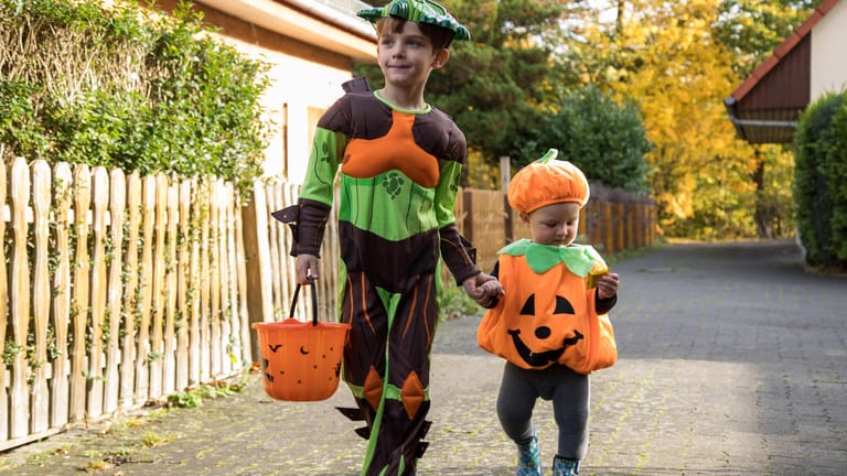 Halloween: Kinder sammeln am Abend des 31. Oktober "Süßes und Saures". (Symbolbild)
