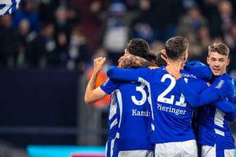 Der FC Schalke 04 trifft im DFB-Pokal auf 1860 München.