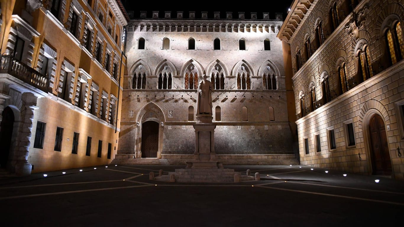 Die Zentrale der Bank Monte dei Paschi in Siena: Der italienische Staat ist Hauptanteilseigner der Bank, nun ist der Verkauf an UniCredit gescheitert.