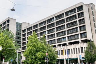 Das Gerichtsgebäude für das Amtsgericht, das Landgericht I und II in München: Dort geht es erneut um einen Millionendiebstahl aus einer Bank.