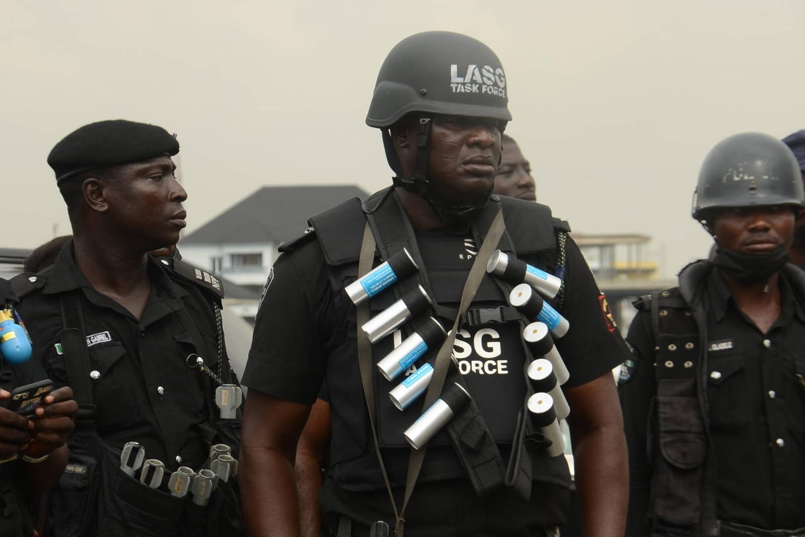 Polizei in Nigeria (Symbolbild): In einer Moschee ist es zu einem Angriff einer bislang unbekannten Gruppe gekommen.