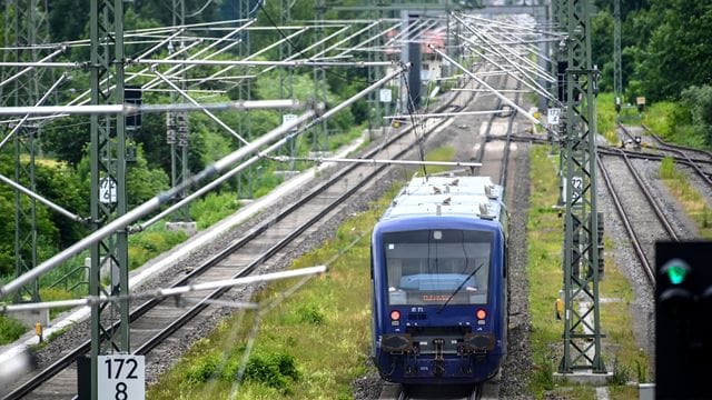 Elektrifizierung der Südbahnstrecke von Ulm