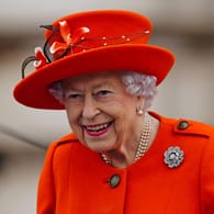 Queen Elizabeth II. (Archivbild): Die Ärzte hatten der 95-Jährigen zu einer Ruhepause geraten.