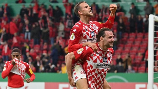 FSV Mainz 05 - Arminia Bielefeld FSV Mainz 05 - Arminia Bielefeld