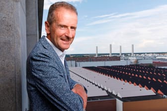 VW-Chef Herbert Diess: Der Betriebsrat von Volkswagen wirft seinem Chef mangelnde Empathie vor.