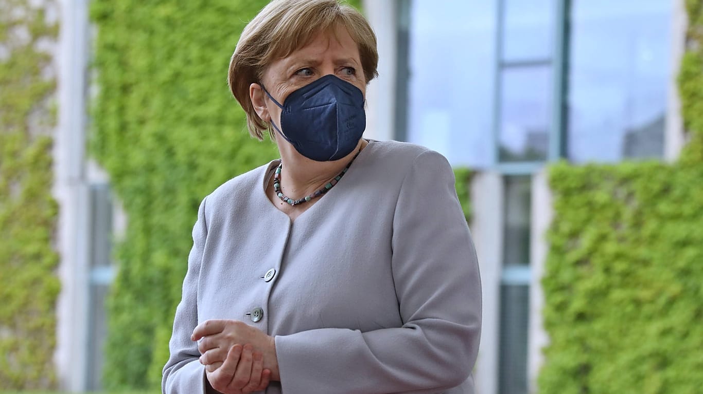 Angela Merkel: Die geschäftsführende Bundesregierung sei bei einer Zuspitzung jederzeit bereit, mit den Ländern zu sprechen.