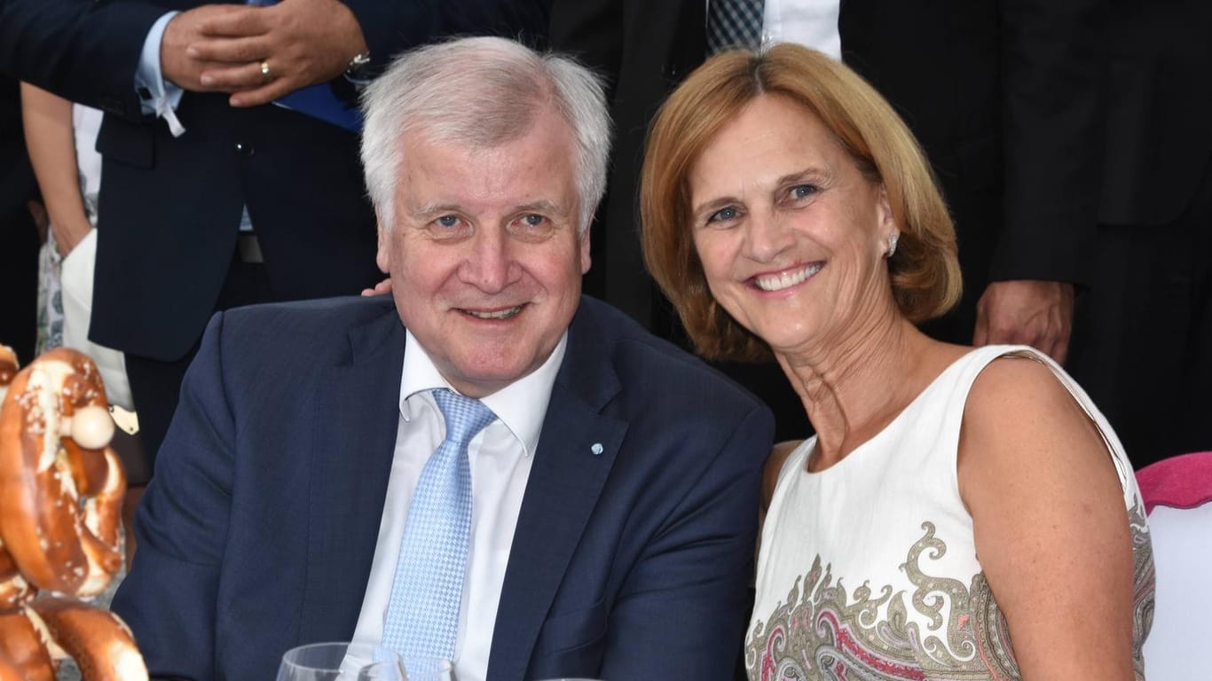 Horst und Karin Seehofer: Das Paar ist seit 1985 verheiratet.