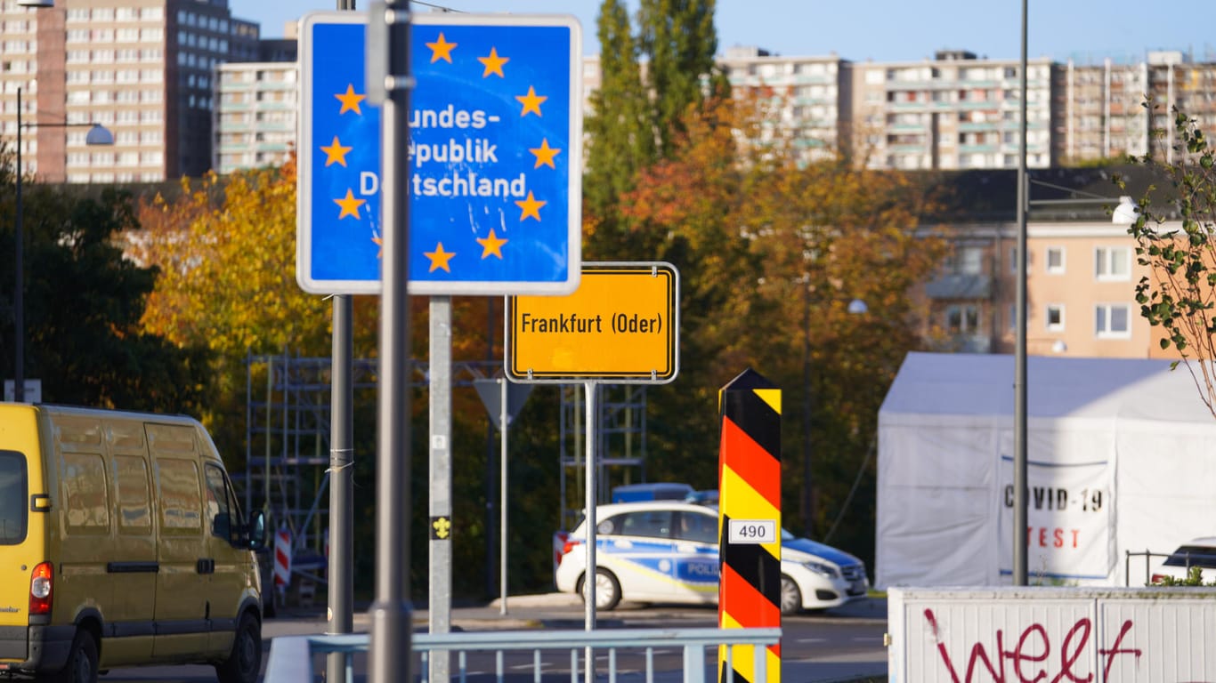 Bundespolizei-Kontrollen an der Grenze zu Polen (Symbolbild): Bei Lanz ging es auch um den Flüchtlingskonflikt der EU mit Belarus und Polen.