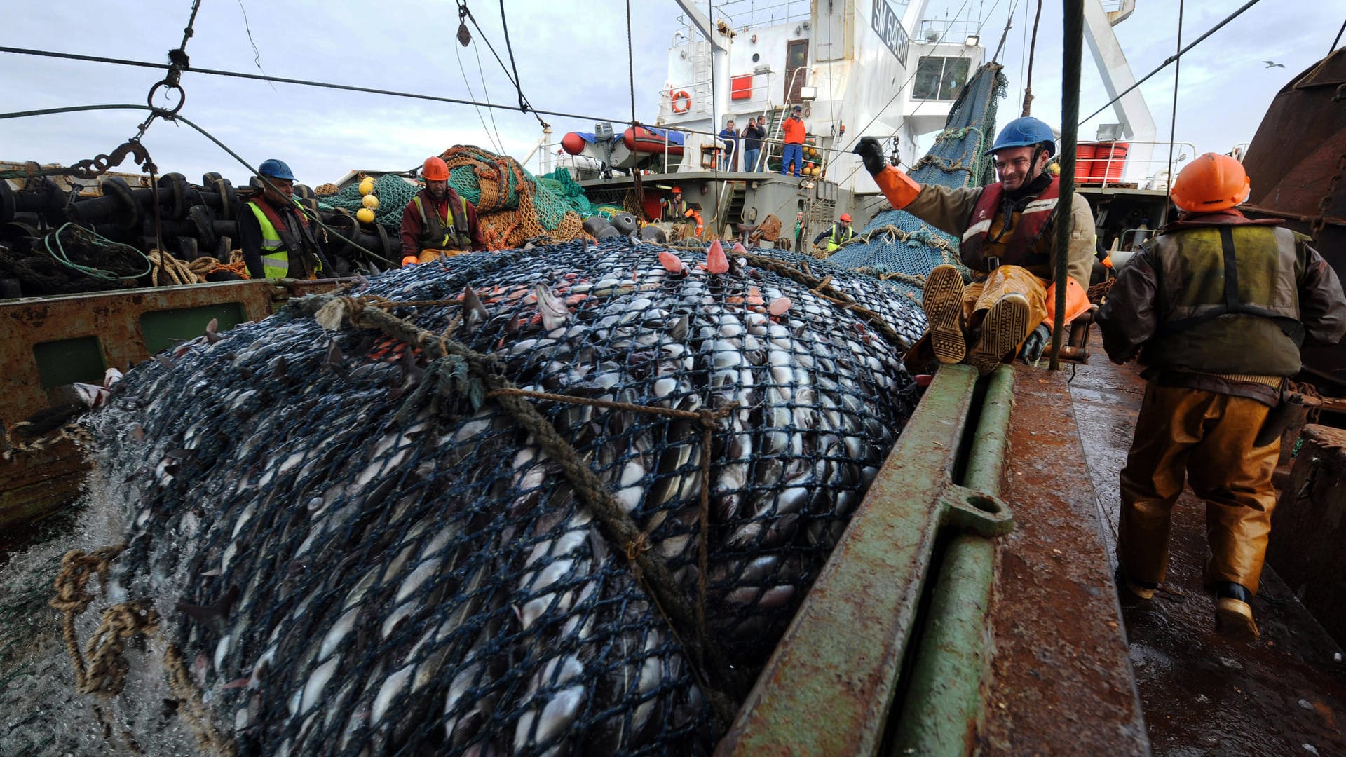 Fischereiboot: London und Paris streiten seit dem britischen EU-Austritt über Fischereilizenzen für französische Boote.