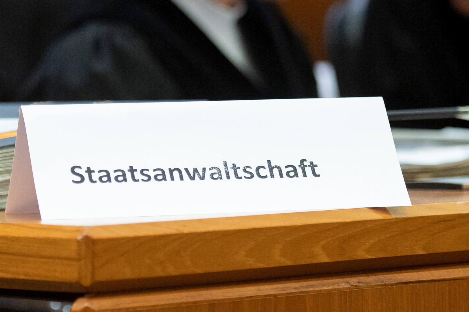 Staatsanwaltschaft Frankfurt am Main: Dort wurde erneut eine Anklage gegen einen Mann erhoben, der Verbindungen zu "NSU 2.0" haben soll.