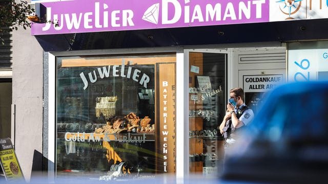 Juwelier bei Überfall in Hagen schwer verletzt