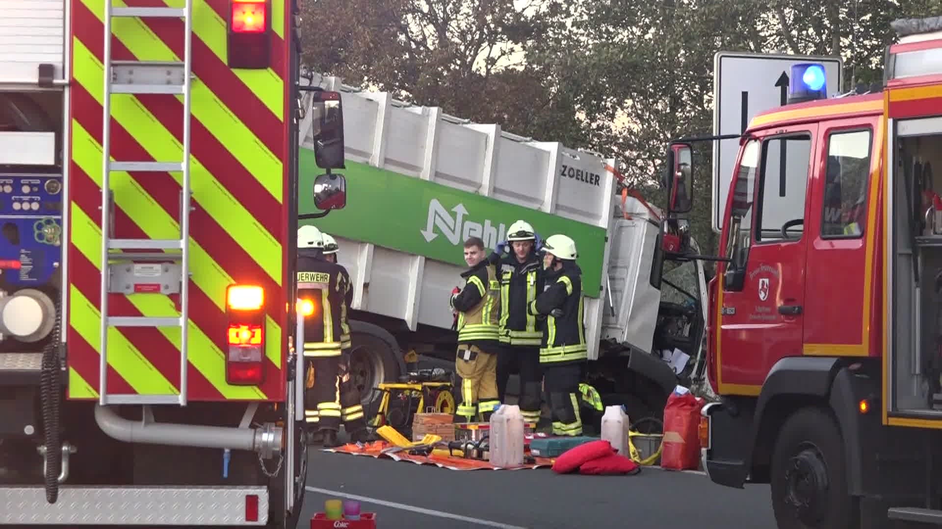 Unfall bei Jever: Drei Menschen sind ums Leben gekommen.