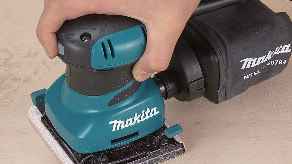 Der Schwingschleifer BO4556K von Makita ist heute bei Amazon und Contorion so günstig wie noch nie.