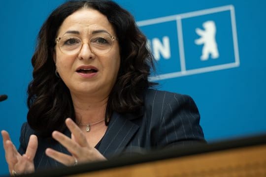 Berlins Gesundheitssenatorin Dilek Kalayci (SPD)