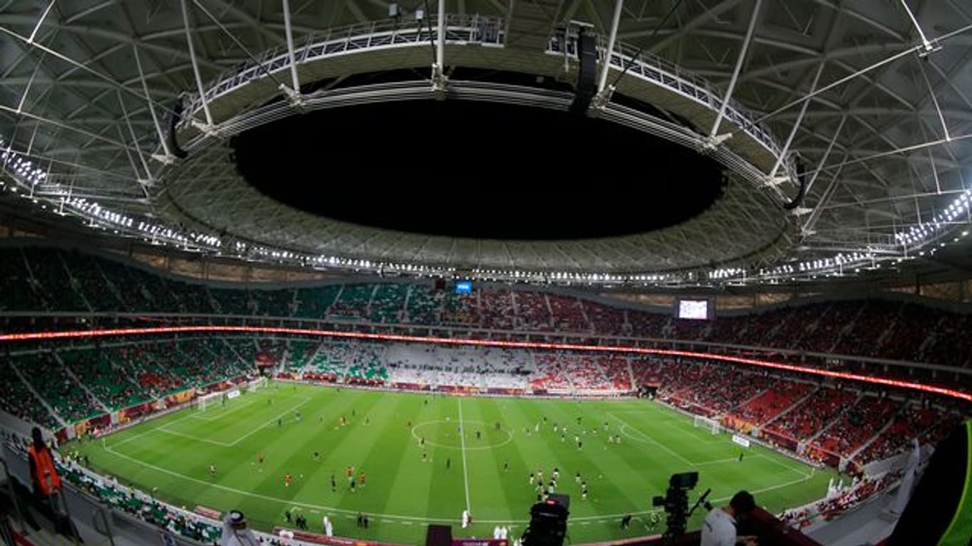 Das Al-Thumama-Stadion, einer der Austragungsorte der Fußball-Weltmeisterschaft 2022 in Katar.