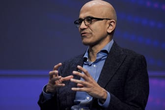 Der Microsoft-CEO Satya Nadella spricht bei einer Konferenz in Spanien: Sein Unternehmen ist jetzt die wertvollste börsennotierte Firma der Welt.