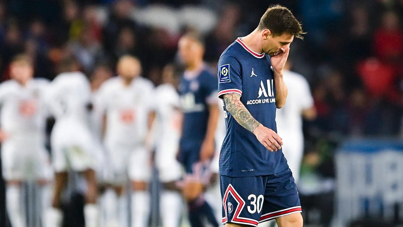 Lionel Messi: Noch läuft es nicht in der Ligue 1 für den Argentinier. Lionel Messi: Noch läuft es nicht in der Ligue 1 für den Argentinier.