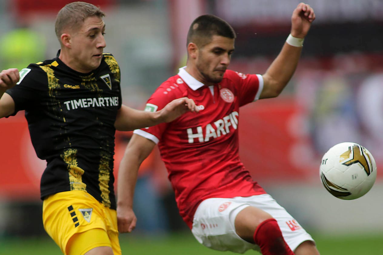 Im Westschlager zwischen den beiden Ex-Bundesligisten Rot-Weiss Essen und Alemannia Aachen kam es zu hässlichen Szenen.