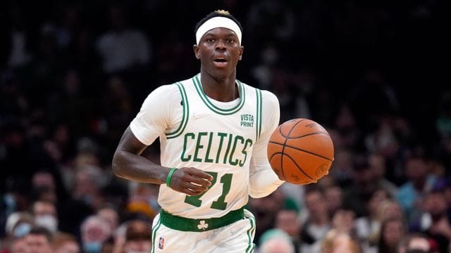 Musste mit den Boston Celtics eine Niederlage hinnehmen: Deutschlands Basketball-Star Dennis Schröder. Musste mit den Boston Celtics eine Niederlage hinnehmen: Deutschlands Basketball-Star Dennis Schröder.
