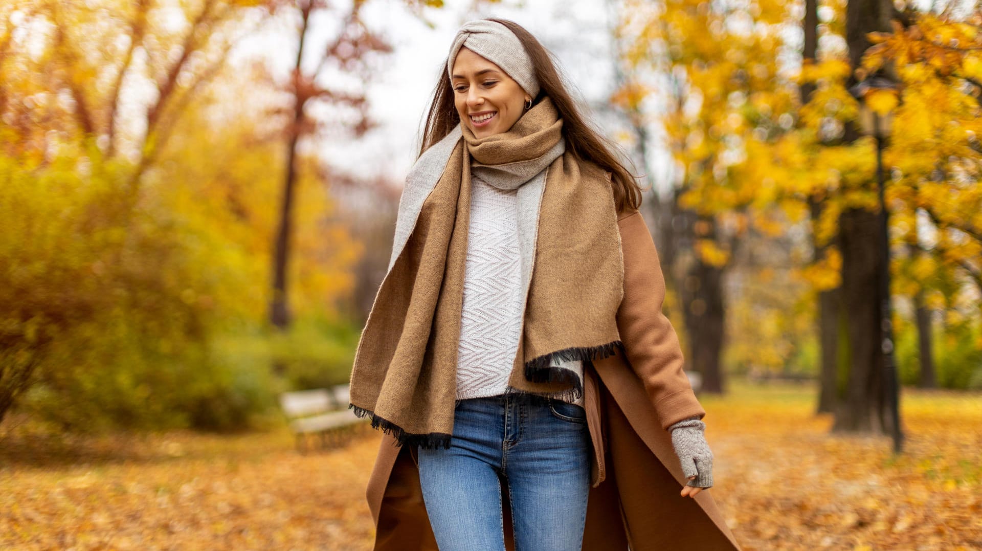 Herbst-Looks im Sale: Kreieren Sie ein sich jetzt ein Outfit aus bereits reduzierter Herbstmode.