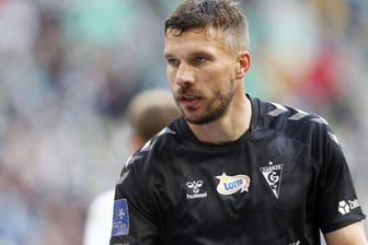 Lukas Podolski: Der Ex-Nationalspieler stellte einen gewagten Vergleich an.