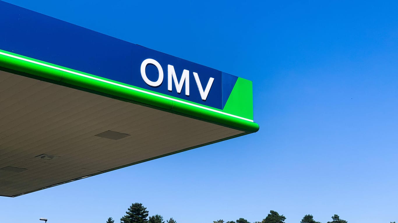 Eine OMV-Tankstelle (Symbolbild): Der Konzern könnte bald aufgespalten werden.