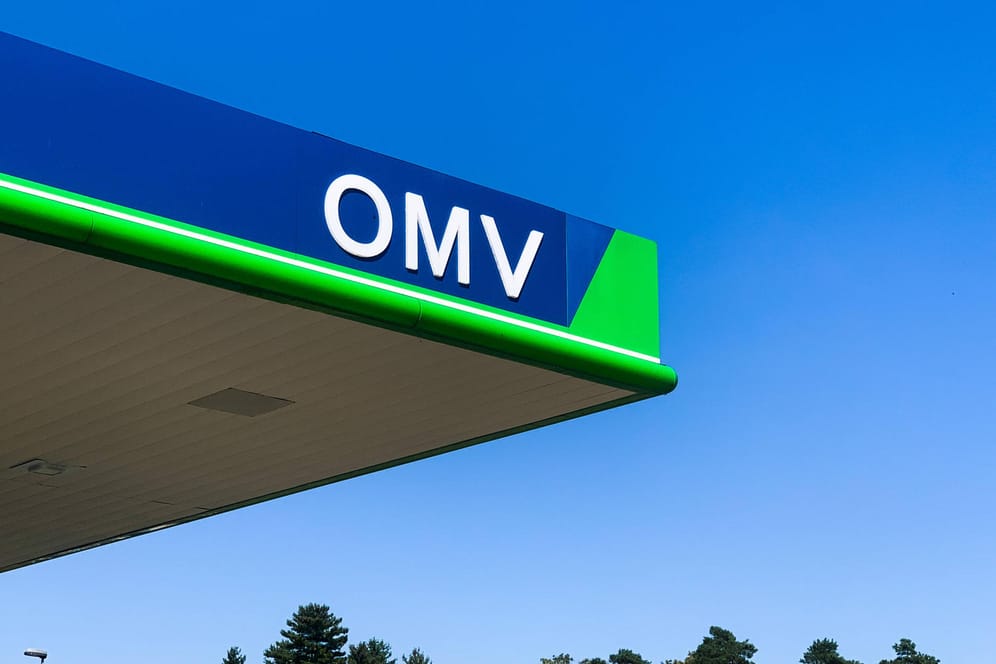Eine OMV-Tankstelle (Symbolbild): Der Konzern könnte bald aufgespalten werden.