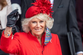 Herzogin Camilla: Sie ist seit 2005 mit Prinz Charles verheiratet.