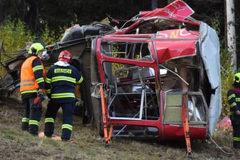 Seilbahn-Unglück in Tschechien: Eine Person ist ums Leben gekommen.